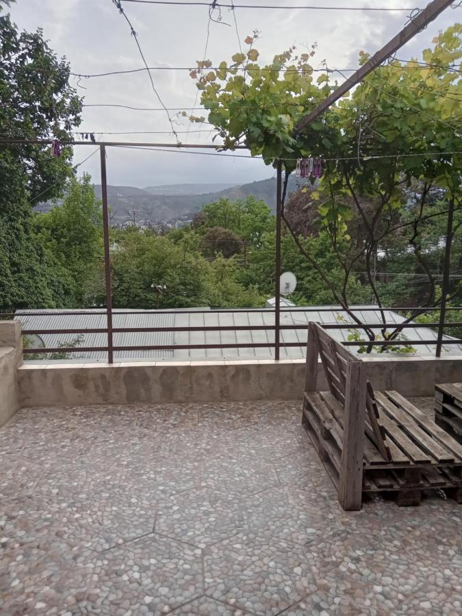 Veranda M Tbilisi Eksteriør billede